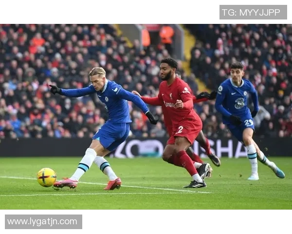 世界杯精彩对决切尔西大胜莱比锡红牌事件引发全场热议分析