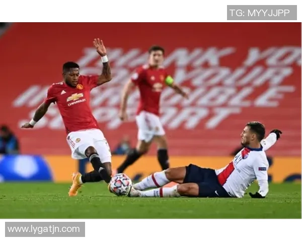 中超历史冷门巴黎圣日耳曼大胜曼联红牌事件引发全场热议