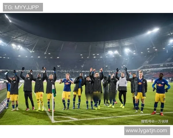 德甲激战：多特蒙德与莱比锡战成平局乌龙球成比赛转折点