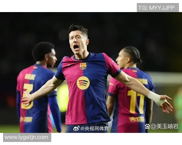 巴萨绝杀曼联晋级国王杯决赛全场欢呼声震天响