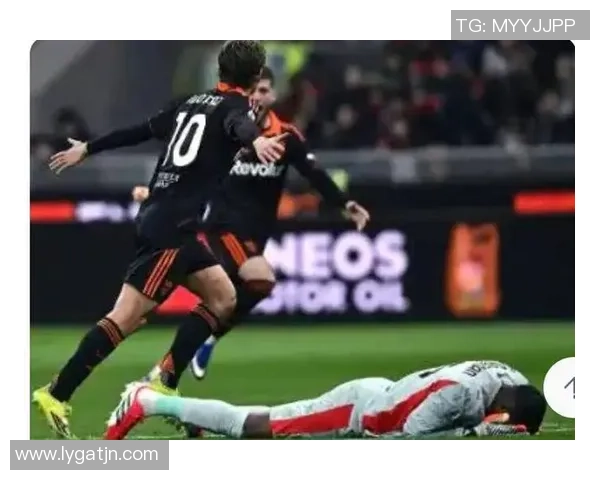 欧冠激战曼联大胜AC米兰六球狂潮乌龙球引发全场狂欢数据深度解析