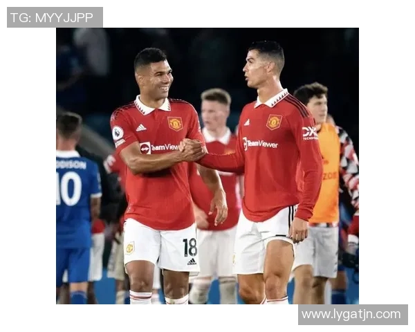 曼联狂胜那不勒斯5-1补时进球点燃全场激情数据解析